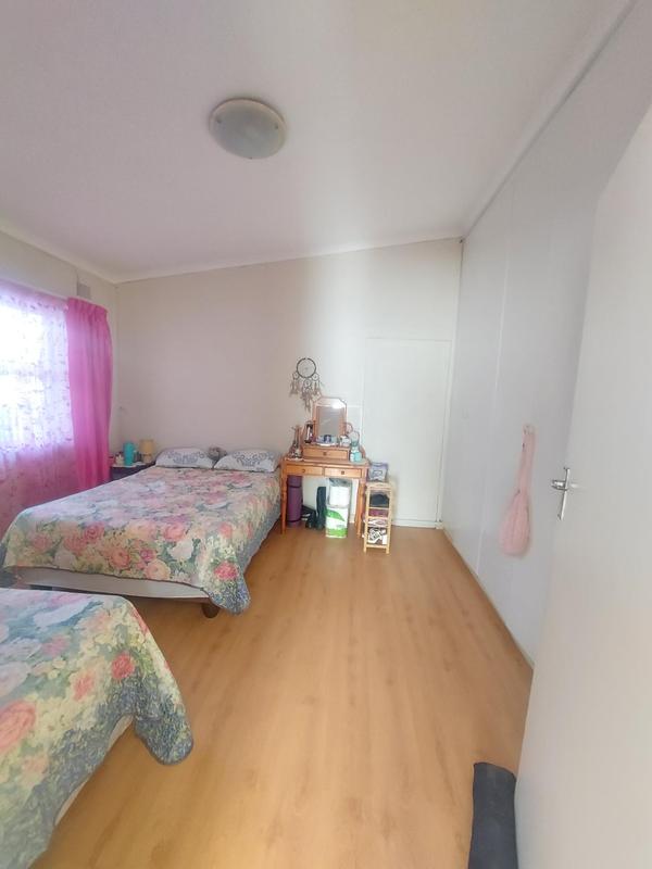 To Let 2 Bedroom Property for Rent in Goodwood Central Western Cape